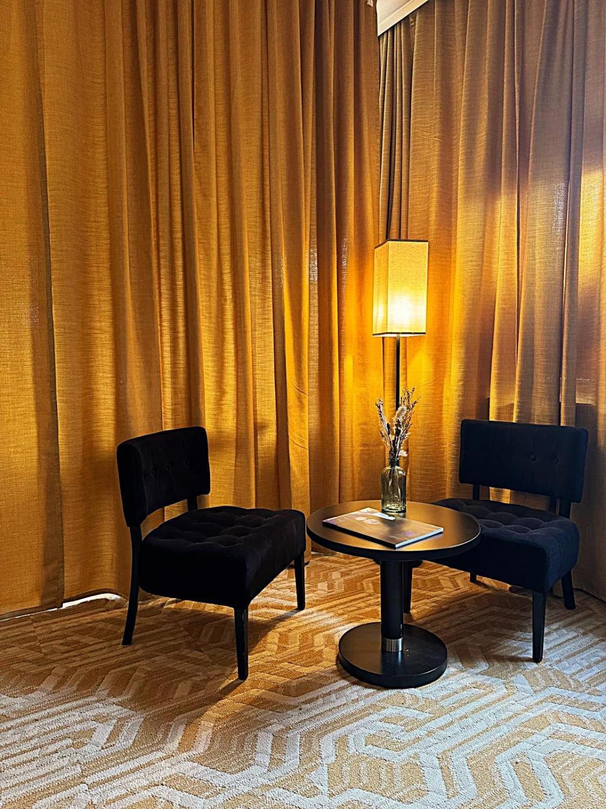 The Originals Boutique, Hôtel Bulles by Forgeron, Lille Sud (Qualys-Hotel) Seclin Exterior foto