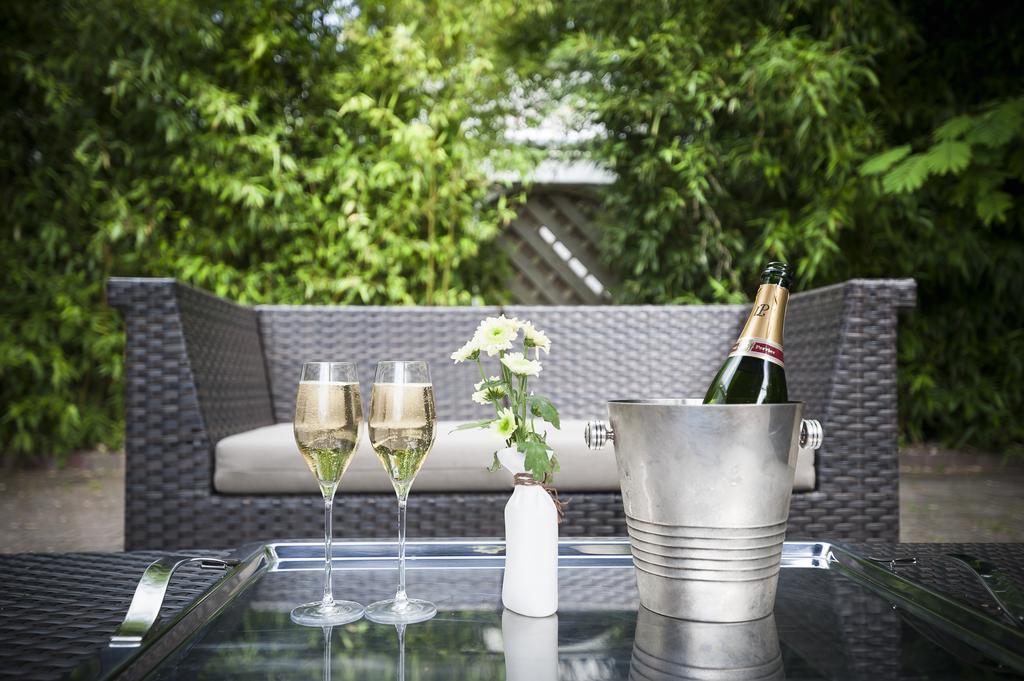 The Originals Boutique, Hôtel Bulles by Forgeron, Lille Sud (Qualys-Hotel) Seclin Exterior foto